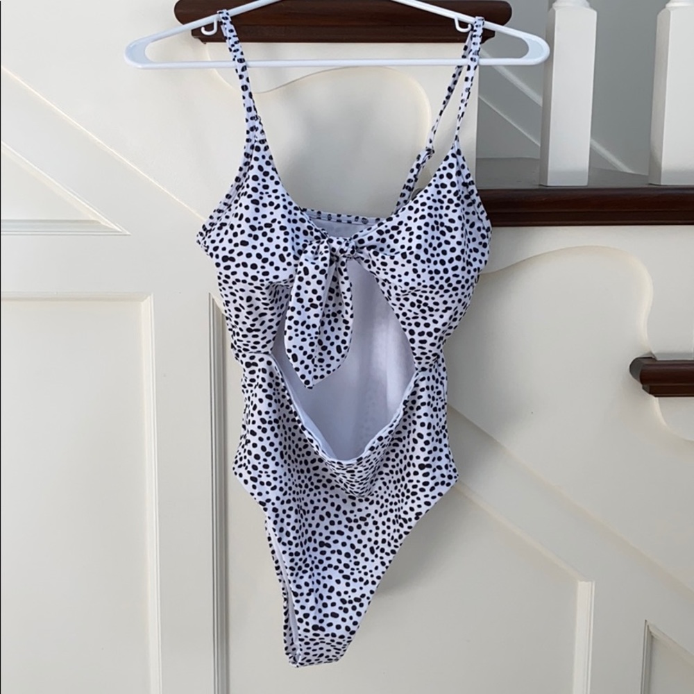 Bathing suit